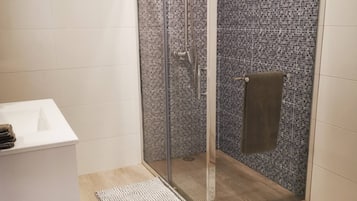 Shared Dormitory, 1 Bedroom, Smoking, Patio | Bathroom