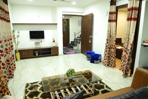 Apartment, 3 Bedrooms, Accessible, Smoking | Room amenity - Best Property Of India, Near to Ganges (Rishikesh)