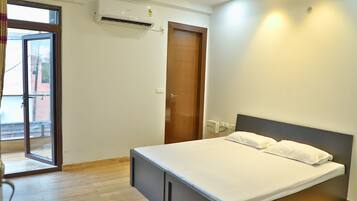 4 bedrooms