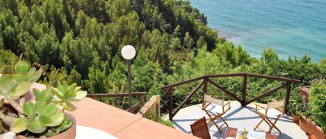 Villa, 1 chambre, fumeur, balcon | Vue depuis l’hébergement