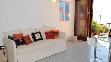 Villa, 1 Bedroom, Smoking, Balcony | 2 bedrooms