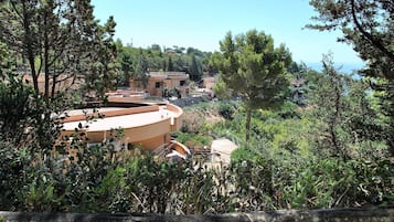 Villa, 1 Schlafzimmer, Raucher, Balkon | Garten