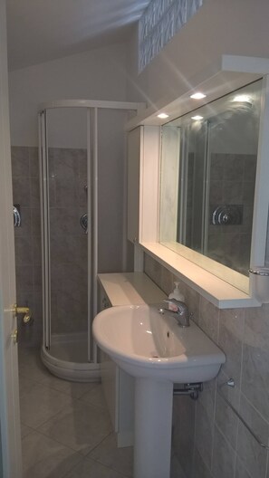 Bathroom - Champagne Apatment With Sea View (Alghero)