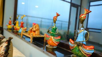 Apartment, 3 Bedrooms, Balcony, Mountain View | 3 bedrooms