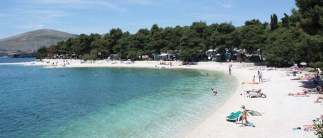 Apartment, 2 Bedrooms, Smoking, Balcony | Beach