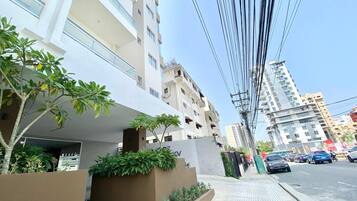 公寓客房, 1 間臥室, 無障礙, 露台 | 住宿正面