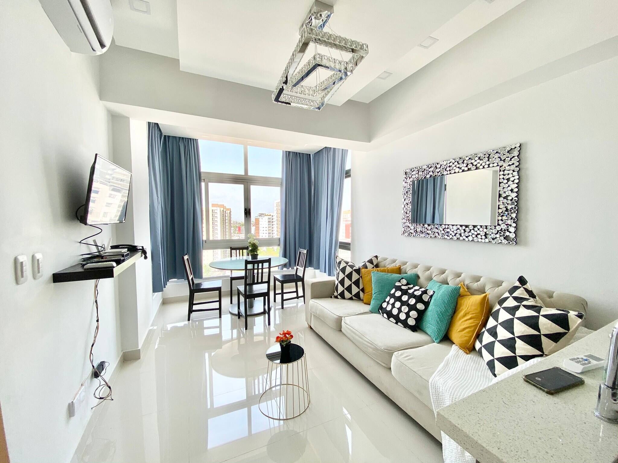 Condo, 1 Bedroom, Accessible, Terrace | Dining