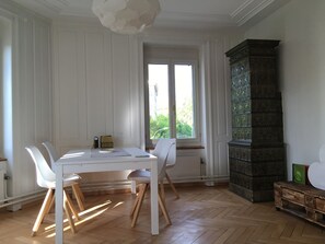 Dining - Casa Schilling - 4 Charming Rooms in the Best Location (St. Gallen)