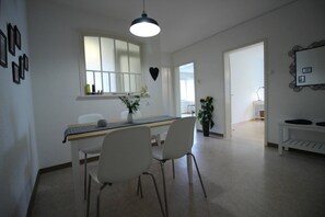 Interior - Casa Schilling- 2,5 Rooms With Balcony Near Hospital, University (St. Gallen)