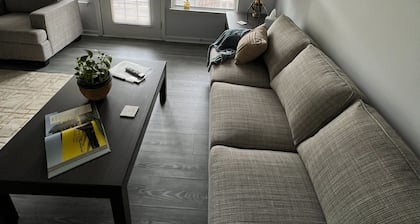 Stylish, Cozy Corporate Condo