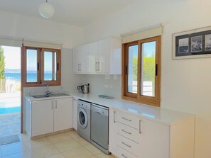 Apartment, 3 Bedrooms, Private Pool, Garden View | Interior - Spacious Luxury Private Sea View Villa (Argaka)