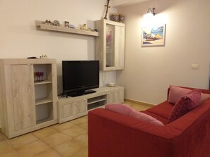 Villa, 2 Bedrooms, Smoking | Lounge - Villa Giorgia Mare, Natura, Sole, Colori E Sapori (Noto)