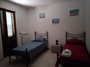 House, 2 Bedrooms, Balcony, City View - Bright Apartment a few km From the sea (Minervino di Lecce)