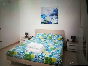 2 bedrooms