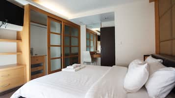 Apartment, 2 Bedrooms, Accessible, Balcony | 2 bedrooms