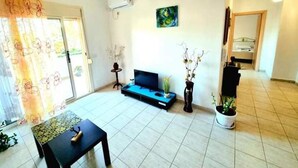 Apartment, 2 Schlafzimmer, Balkon | Zimmerausstattung