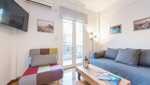 Appartement, 2 chambres, balcon, vue ville | Coin séjour