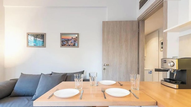 Appartement, 2 chambres, balcon, vue ville | Salle de séjour