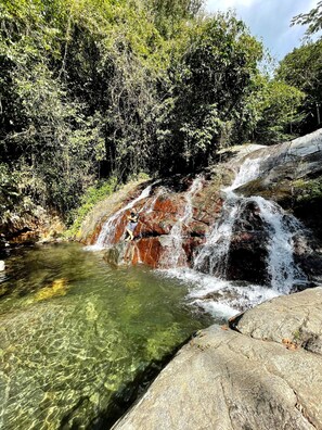 Værelse - 1 soveværelse - ryger - køleskab | Udendørsområde
