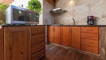 Shared Dormitory, 1 Bedroom, Accessible, Smoking | Interior