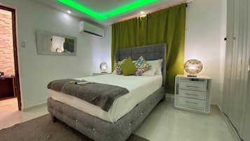 Shared Dormitory, 1 Bedroom, Accessible, Smoking | 1 bedroom