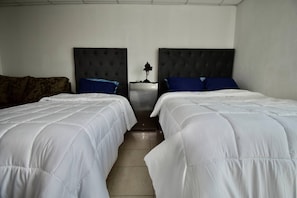 Kamer, 1 slaapkamer, toegankelijk voor mindervaliden, koelkast | 1 slaapkamer, wifi