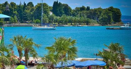 Modern Apartment Arena Near the Beach Jaz