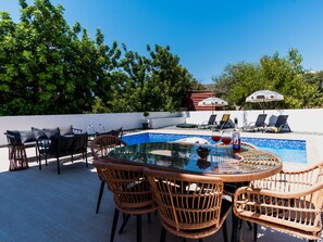 Villa, 3 Bedrooms, Private Pool, Pool View | Dining - Sanders White Mountains - Inviting Villa With Pool (Tremithousa)