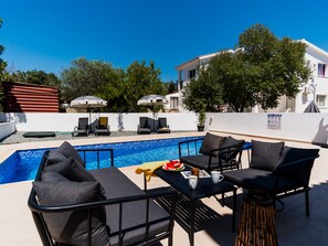 Villa, 3 Schlafzimmer, eigener Pool, Poolblick | Pool | Außenpool