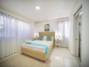 Apartment, 2 Bedrooms, Smoking, Private Pool | Room amenity