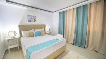 Apartment, 2 Bedrooms, Smoking, Private Pool | Room amenity