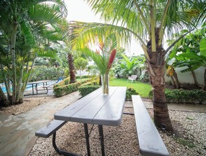 Lägenhet - 2 sovrum - rökare - privat pool | Trädgård