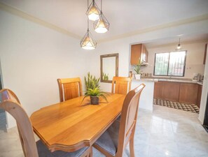 Dining room - Fully Equipped 2br Apt-dt5mins To The Beach (Sosúa)