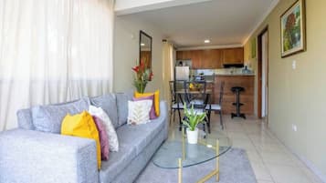 Condo, 1 phòng ngủ, phù hợp cho người khuyết tật, hút thuốc | Phòng khách
