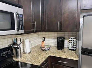 Apartment, 2 Bedrooms | Interior