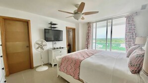 Ảnh chưa phân loại, 3 trong số 21 ảnh, nút