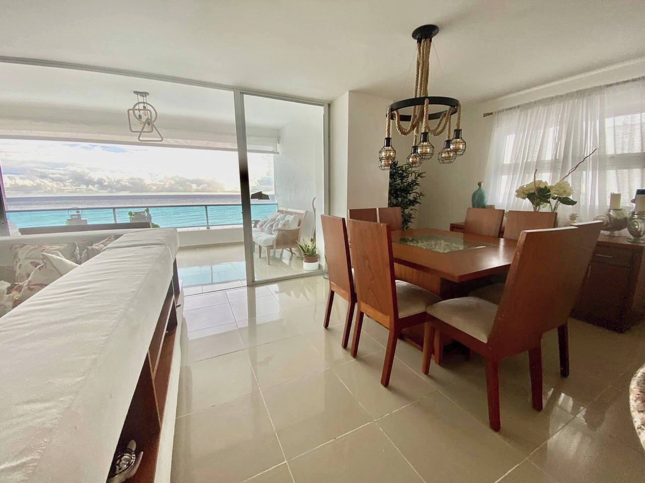 Apartment, 3 Bedrooms, Accessible, Smoking | Dining room