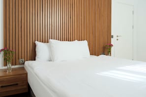 In-room safe, individually decorated, individually furnished, desk