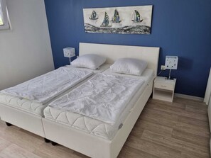 3 室のベッドルーム、WiFi (無料)