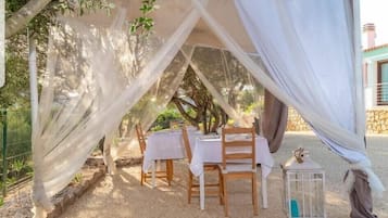 Ristorazione all'aperto