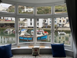 Interior - Stunning Views of Polperro Harbour from this Waterfront Cottage. Free Parking. (Polperro)