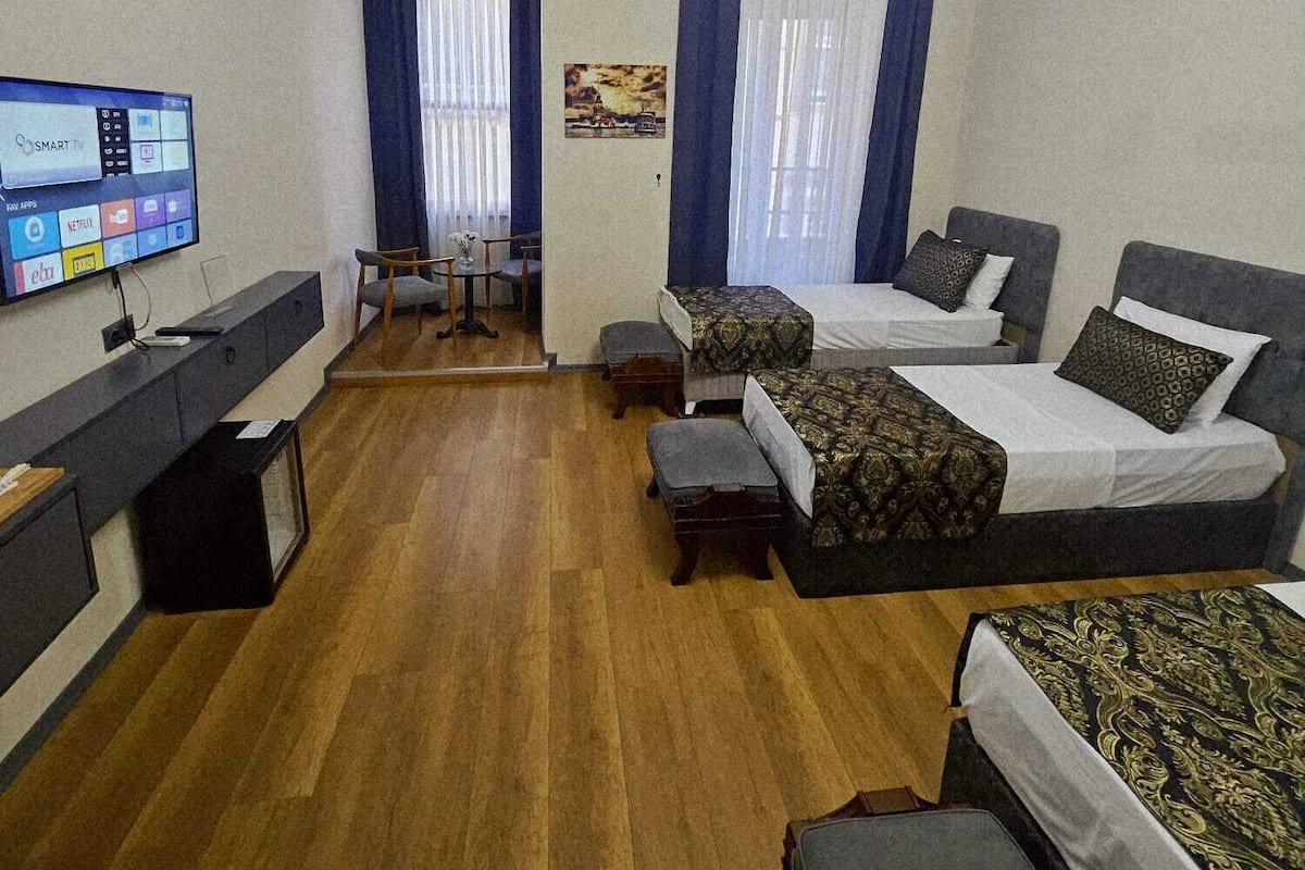 Economy Triple Room