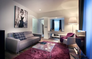 Literie de qualité supérieure, surmatelas, minibar