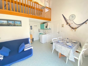 Interior - Cozy Seaside Home: Pool, Tennis, Beach 300m, South/West Terrace, Private Parking (Bretignolles-sur-Mer)