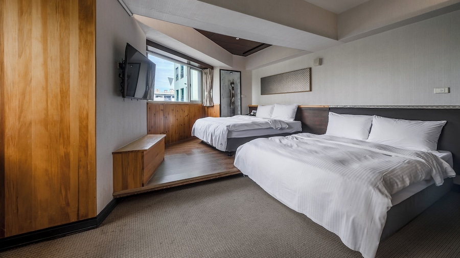 CHECK inn Express Taichung Feng Chia