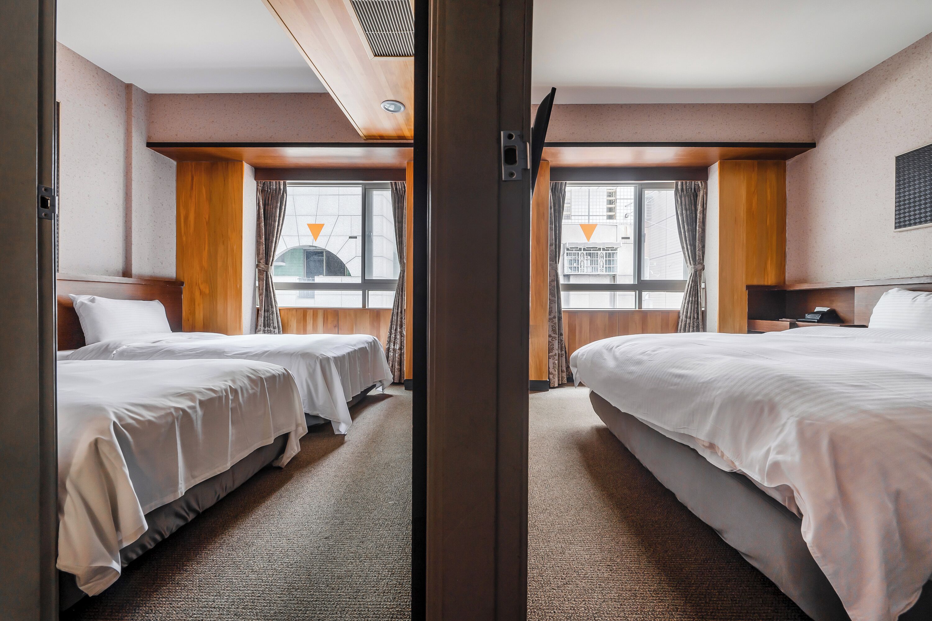 deluxe quadruple room | 1 bedroom, soundproofing, free wifi, bed sheets