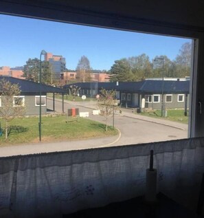 View from property - Keybutler Spacious Apartment Ingerthas vei (Kristiansand)