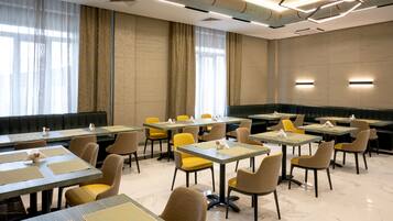 Daily buffet breakfast (AMD 5000 per person)