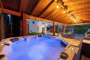 Outdoor dining - ALINA HOUSE (Ialysos)