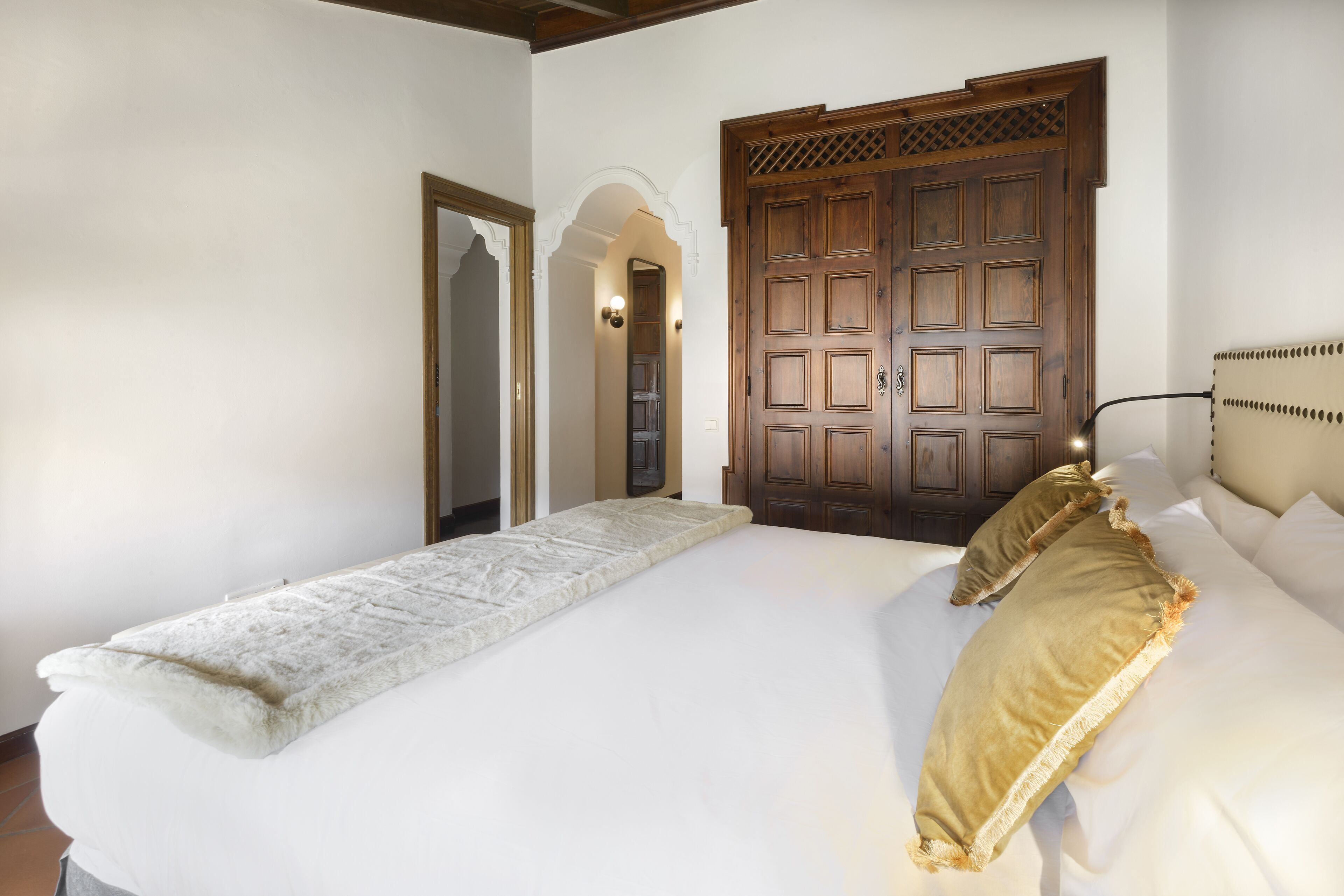 Kamar Quadruple Keluarga | Seprai premium, selimut bulu angsa, minibar, dan brankas